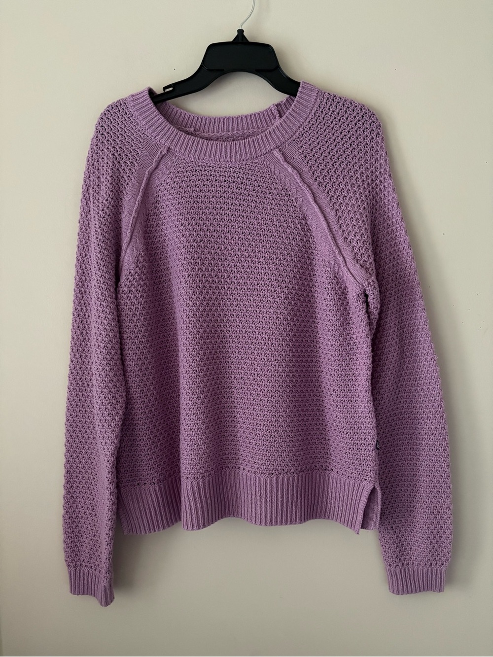 GAP Lilac Crewneck Textured Knit Sweater Sz. S Very Good Condition